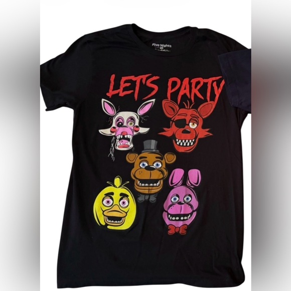 Bundle 2 Vintage Officially Licensed Men's Five Nights at Freddy’s Shirts,Mens M - Picture 2 of 11